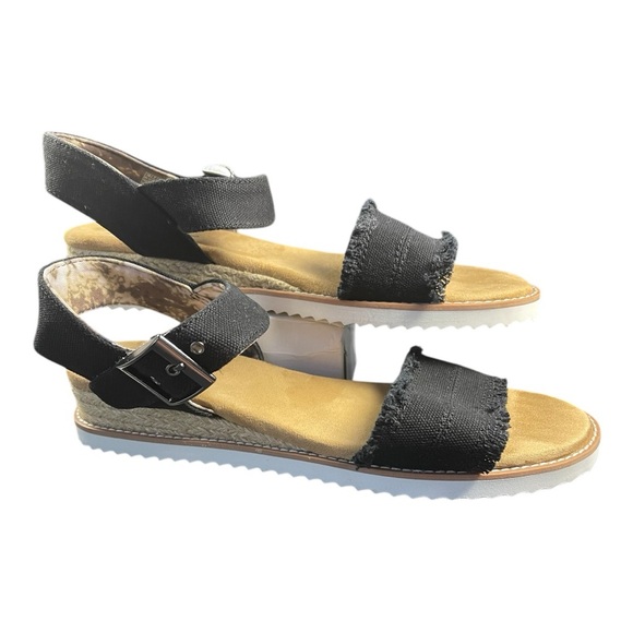 BOBS by Skechers Black Sandals – Size 10 - Picture 4 of 8